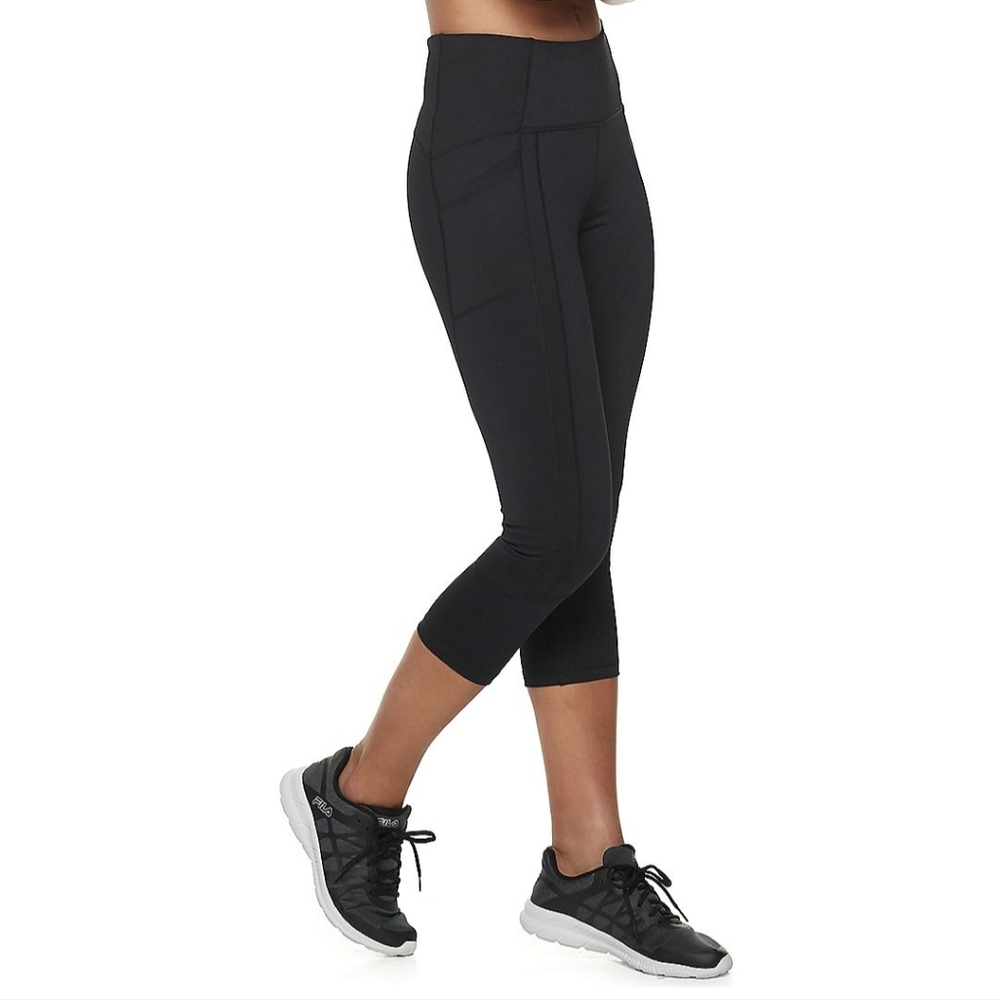 Fila Sport capri leggings pockets XXL NWOT
